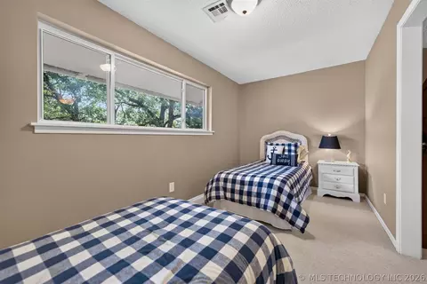 Bedroom - 33800 E 750 Road 3a, Wagoner, OK 74467 photo 4 of 11