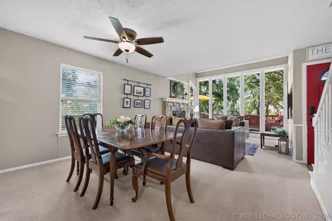 Dining - 33800 E 750 Road 3a, Wagoner, OK 74467 photo 1 of 3