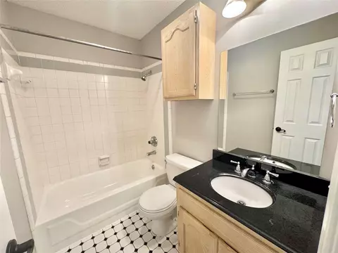 Bath - 9216 E 97th Pl, Tulsa, OK 74133 photo 1 of 4