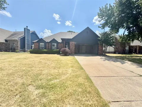 Exterior - 9216 E 97th Pl, Tulsa, OK 74133 photo 10 of 11