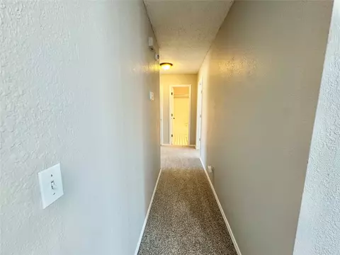 Entry Way - 9216 E 97th Pl, Tulsa, OK 74133 photo 3 of 3