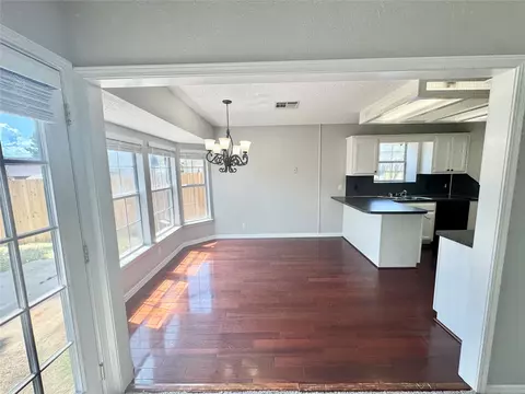 Dining - 9216 E 97th Pl, Tulsa, OK 74133 photo 1 of 1