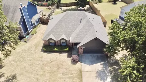 View/Area - 9216 E 97th Pl, Tulsa, OK 74133 photo 1 of 10