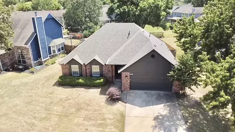 View/Area - 9216 E 97th Pl, Tulsa, OK 74133 photo 10 of 10