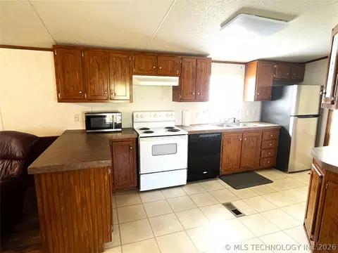 7698 Winding Path, Kingston, OK 73439 photo 5