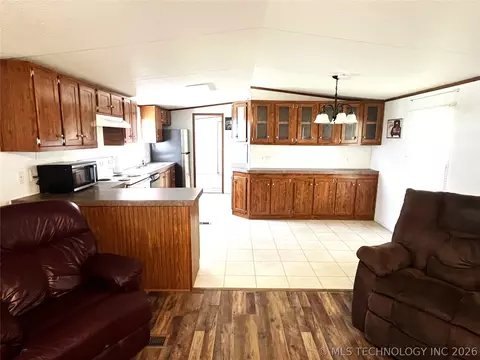 7698 Winding Path, Kingston, OK 73439 photo 4