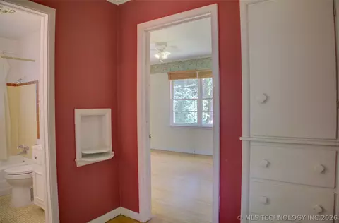 5309 E 4th Pl, Tulsa, OK 74112 photo 14