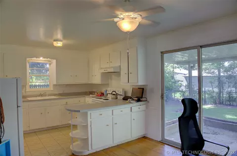 5309 E 4th Pl, Tulsa, OK 74112 photo 7