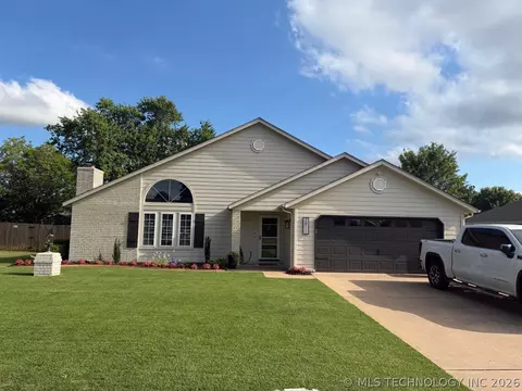 2811 Houston St, Muskogee, OK 74403