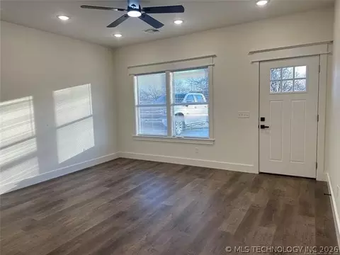 Living - 612 S 3rd St, Morris, OK 74445 photo 2 of 2