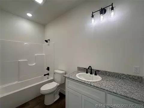 Bath - 612 S 3rd St, Morris, OK 74445 photo 1 of 2