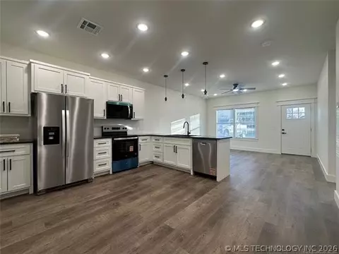 Other - 612 S 3rd St, Morris, OK 74445 photo 2 of 4