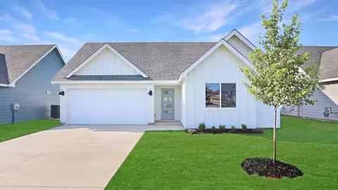 3913 E Kansas St, Broken Arrow, OK 74014