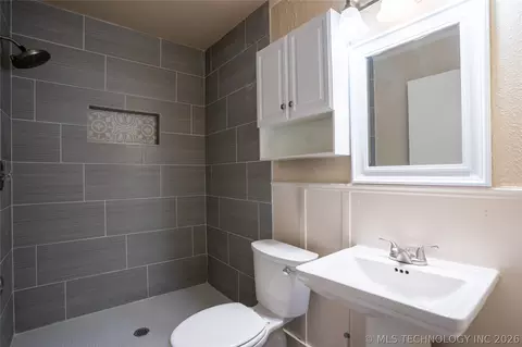 4528 E 4th Pl, Tulsa, OK 74112 photo 20