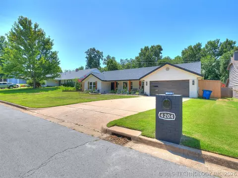Exterior - 4204 E 85th St, Tulsa, OK 74137 photo 12 of 16