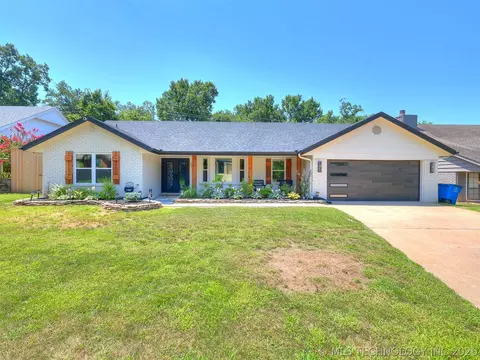 Exterior - 4204 E 85th St, Tulsa, OK 74137 photo 6 of 16