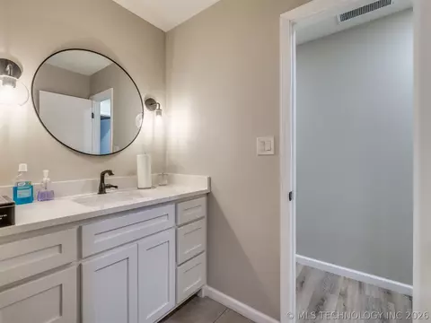 Bath - 4204 E 85th St, Tulsa, OK 74137 photo 6 of 6