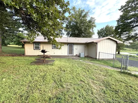 Exterior - 415641 E 1094, Eufaula, OK 74426 photo 3 of 9