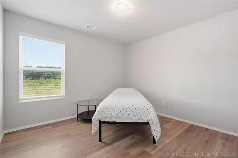 Bedroom - 3848 E 144th Pl S, Bixby, OK 74008 photo 5 of 6