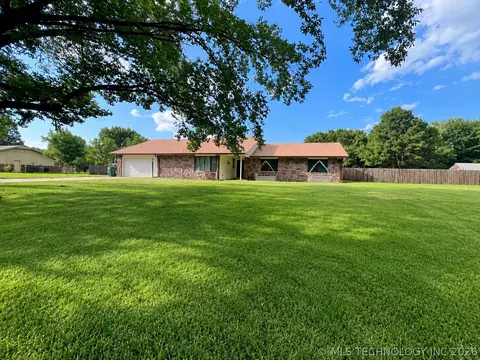 23423 E 98th St S, Broken Arrow, OK 74014