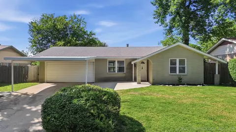 16425 E 1st Street S 1, Tulsa, OK 74108