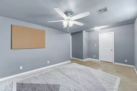 Bedroom - 13685 E Crestview Dr, Claremore, OK 74019 photo 3 of 5
