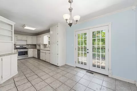 Other - 13685 E Crestview Dr, Claremore, OK 74019 photo 1 of 10