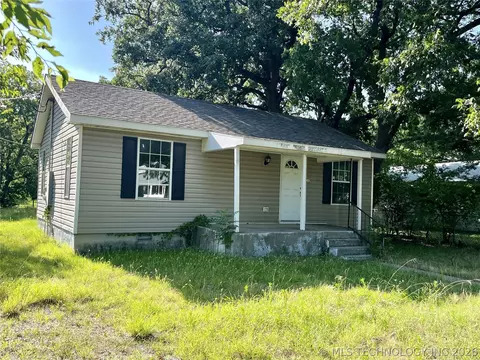 1121 D St SE, Ardmore, OK 73401