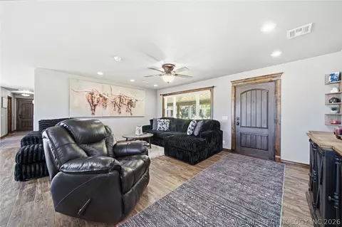 422985 E 1080 Rd, Checotah, OK 74426 photo 11