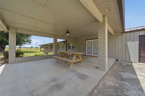 422985 E 1080 Rd, Checotah, OK 74426 photo 8