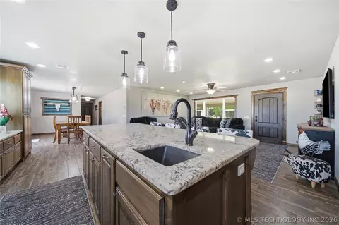 422985 E 1080 Rd, Checotah, OK 74426 photo 16