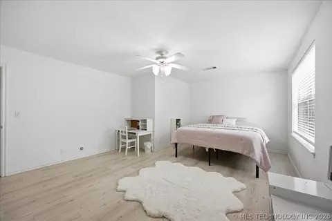Bedroom - 8840 E 96th St, Tulsa, OK 74133 photo 7 of 8