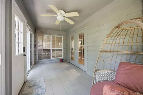 Exterior - 8840 E 96th St, Tulsa, OK 74133 photo 6 of 10