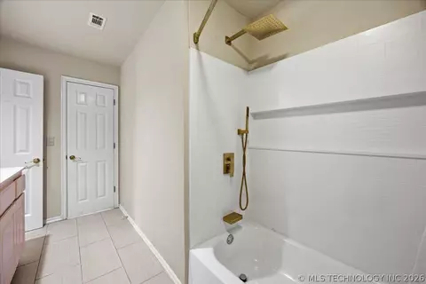 Bath - 8840 E 96th St, Tulsa, OK 74133 photo 12 of 12