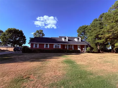 802 W Downing St, Tahlequah, OK 74464