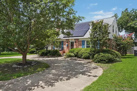 2617 E 18th St, Tulsa, OK 74104