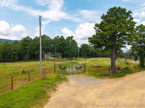 164687 N 4293 Rd, Clayton, OK 74536