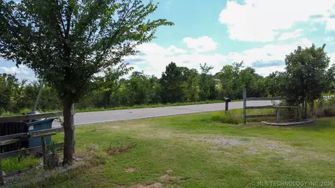 369084 E 960 Rd, Castle, OK 74833 photo 20