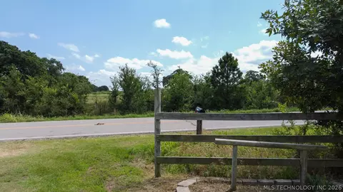 369084 E 960 Rd, Castle, OK 74833 photo 19