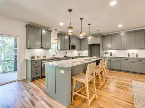 Kitchen - 26370 N 4530 Rd, Bernice, OK 74331 photo 1 of 12