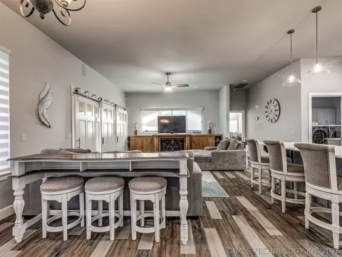Living - 353800 E 5400 Rd, Maramec, OK 74045 photo 4 of 8