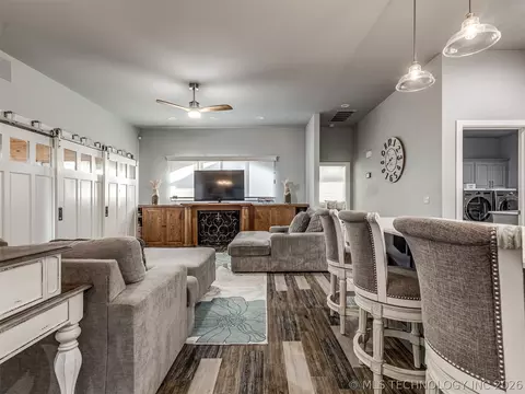 Living - 353800 E 5400 Rd, Maramec, OK 74045 photo 5 of 8