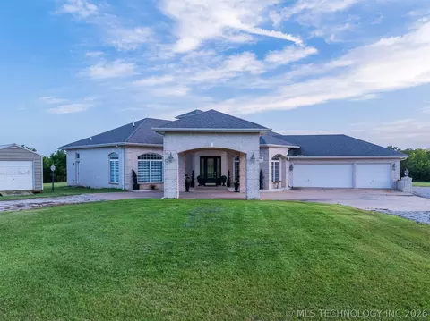 Exterior - 353800 E 5400 Rd, Maramec, OK 74045 photo 2 of 17