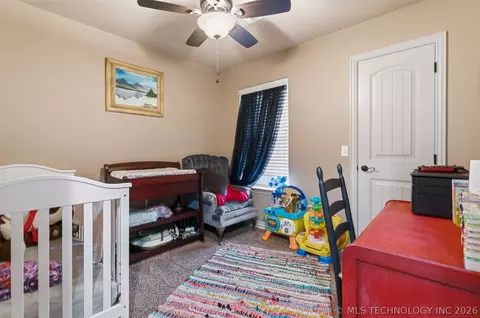 Bedroom - 308 Hidden, Ardmore, OK 73401 photo 8 of 9