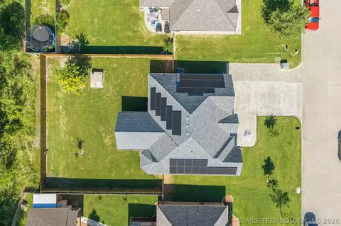 View/Area - 308 Hidden, Ardmore, OK 73401 photo 1 of 4