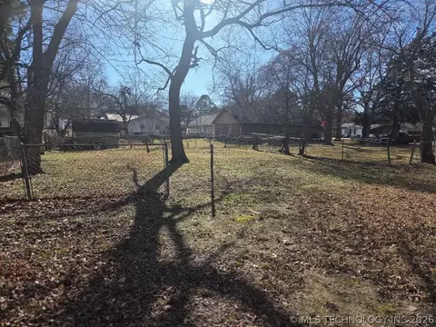 403 W Grand, Eufaula, OK 74432 photo 7