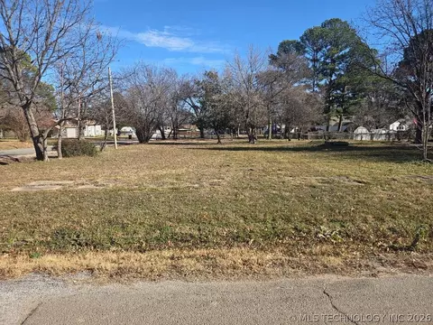 403 W Grand, Eufaula, OK 74432 photo 5