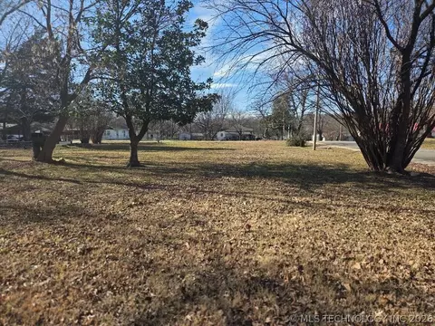 403 W Grand, Eufaula, OK 74432 photo 8