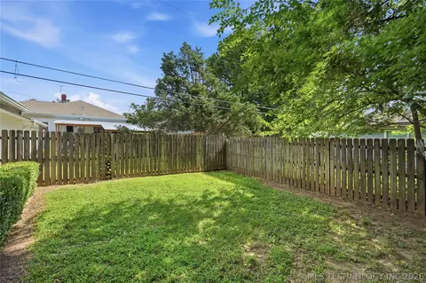 Exterior - 1939 E 13th Pl, Tulsa, OK 74104 photo 6 of 8
