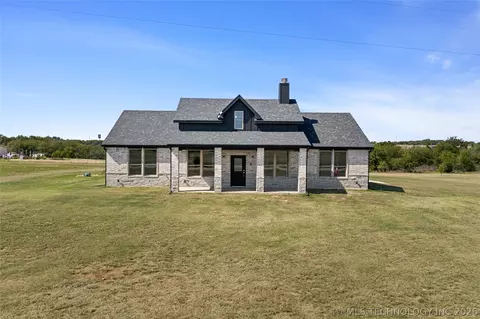 12499 Fox Hollow Rd, Marietta, OK 73448